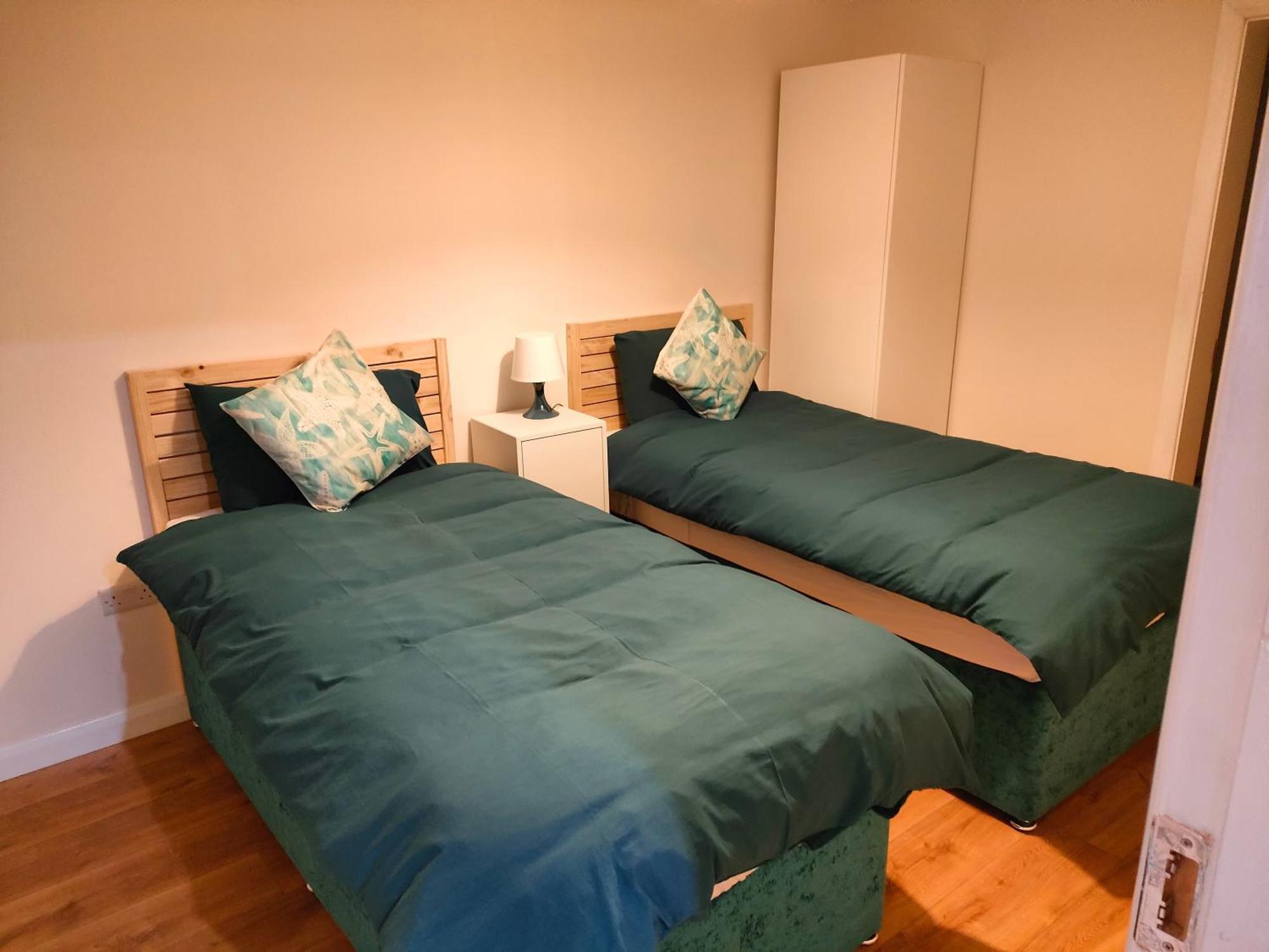 Bertra House B&B Уестпорт Екстериор снимка