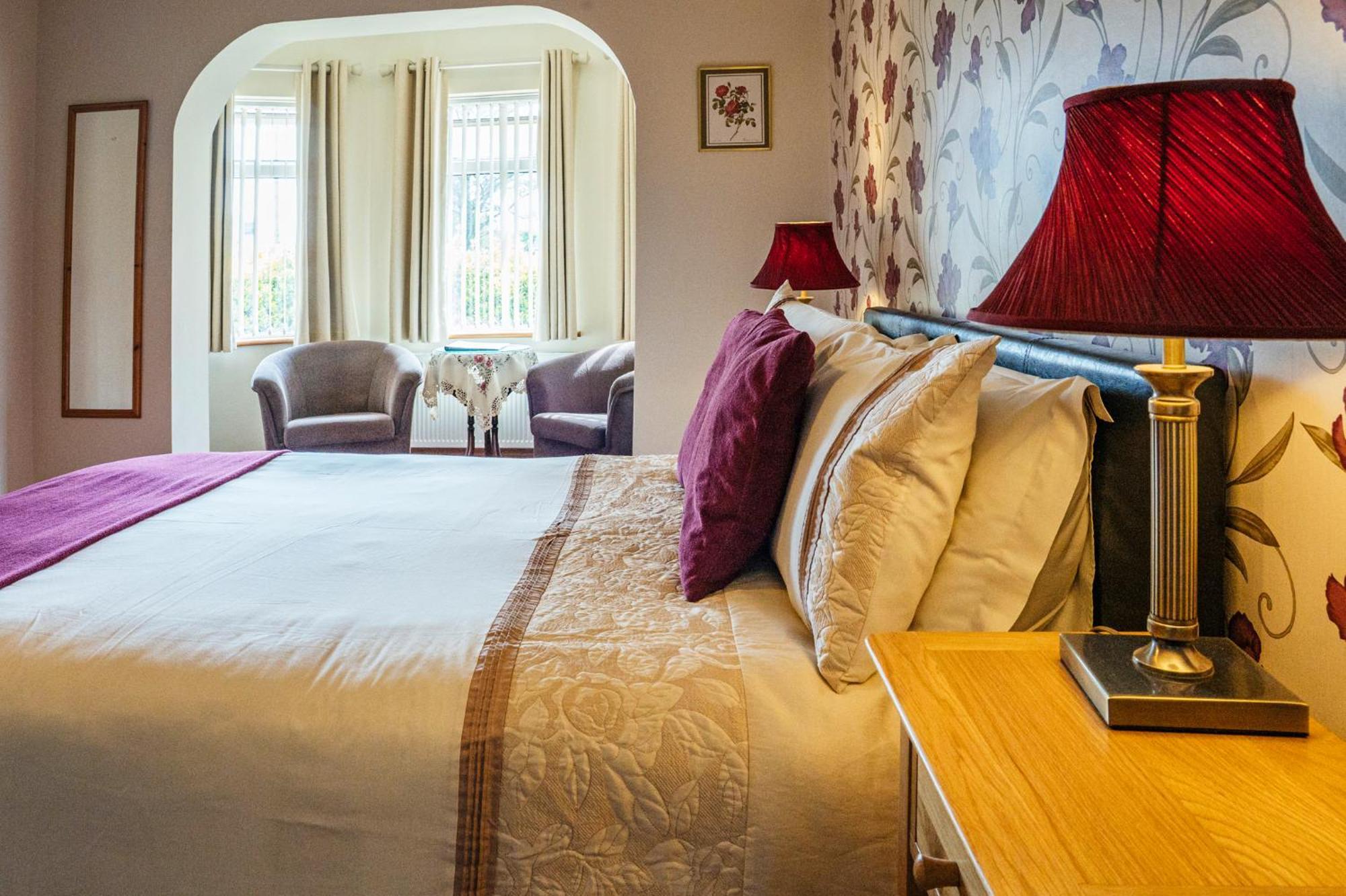 Bertra House B&B Уестпорт Екстериор снимка