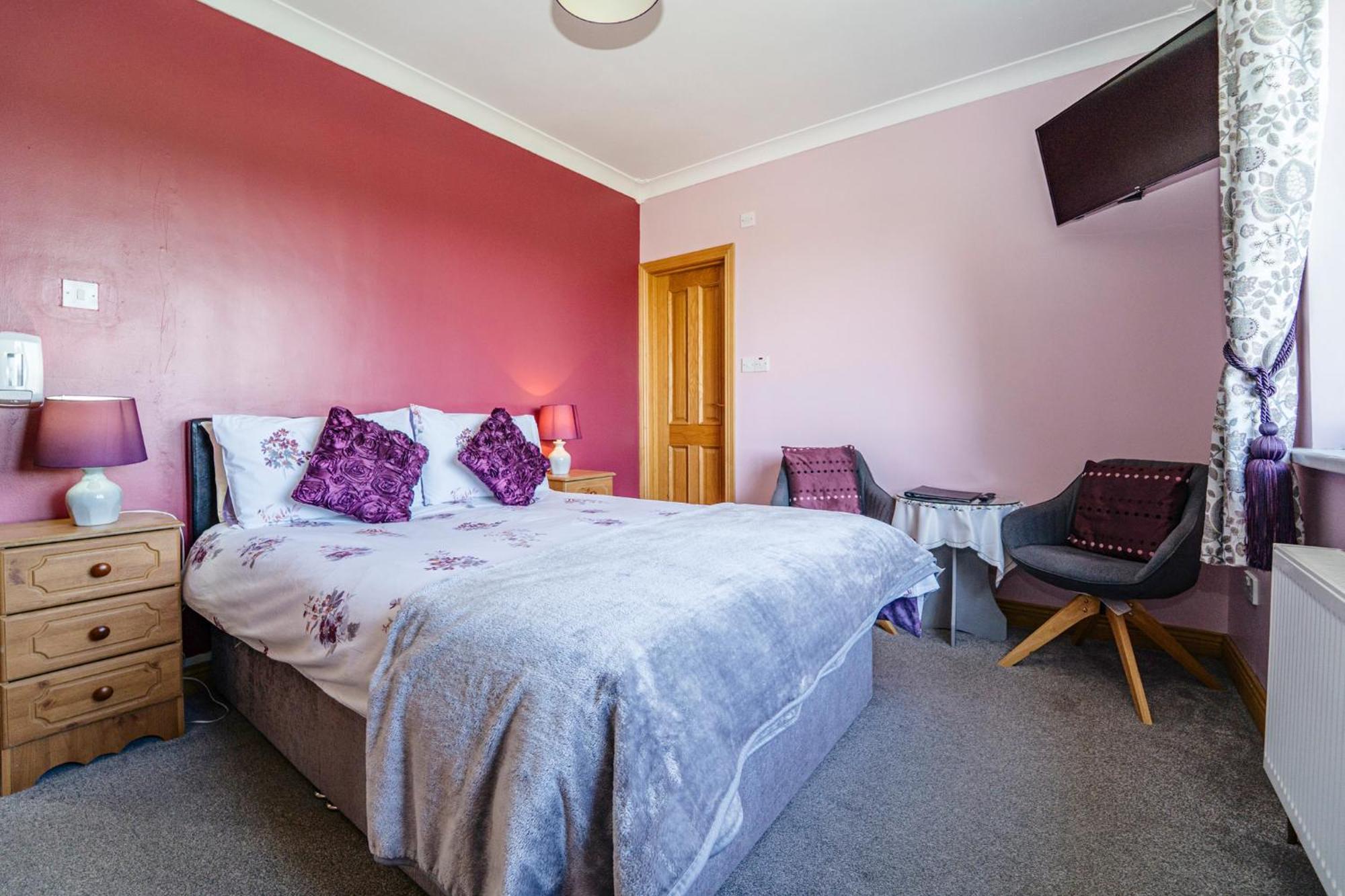 Bertra House B&B Уестпорт Екстериор снимка