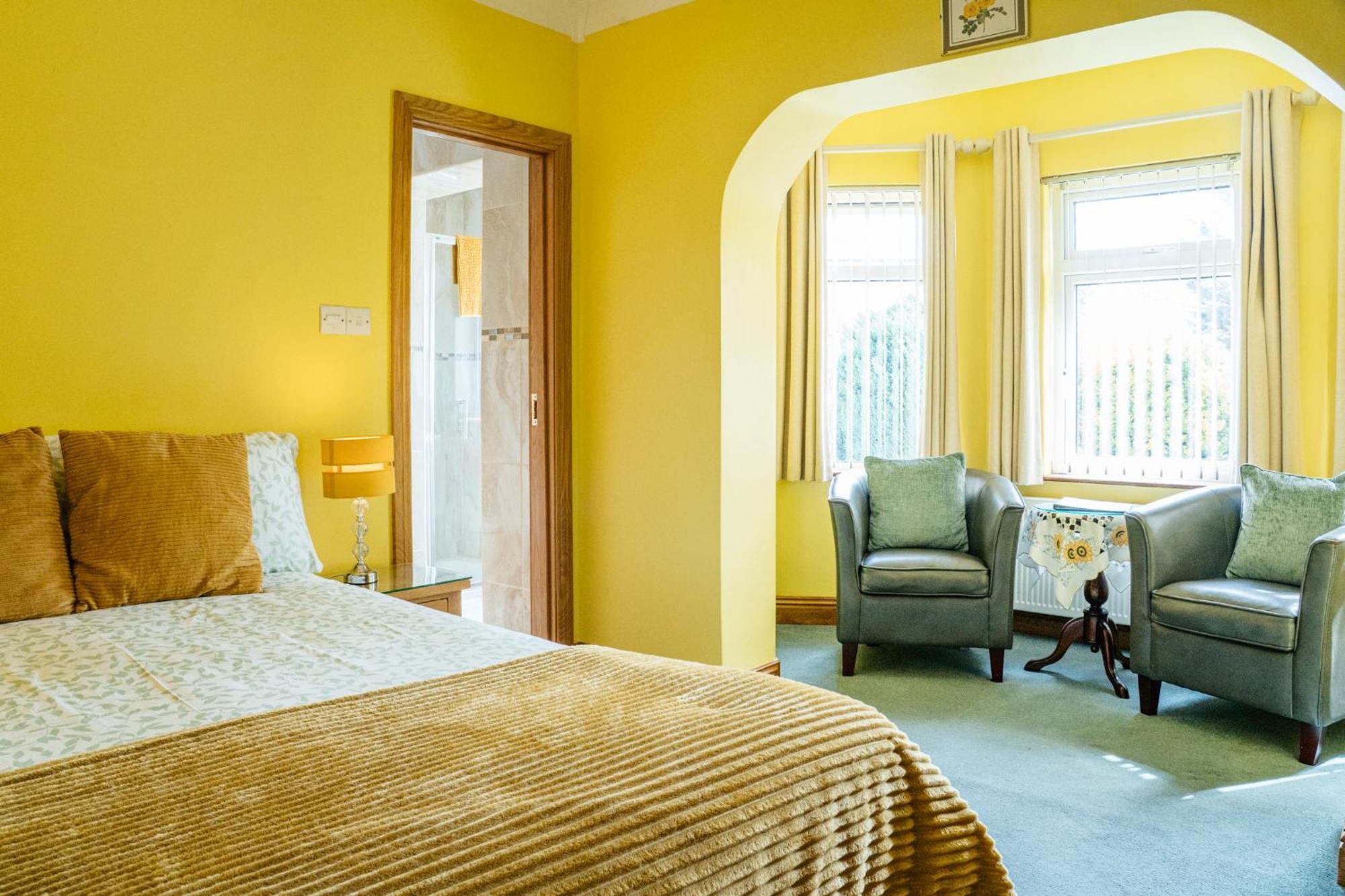 Bertra House B&B Уестпорт Екстериор снимка