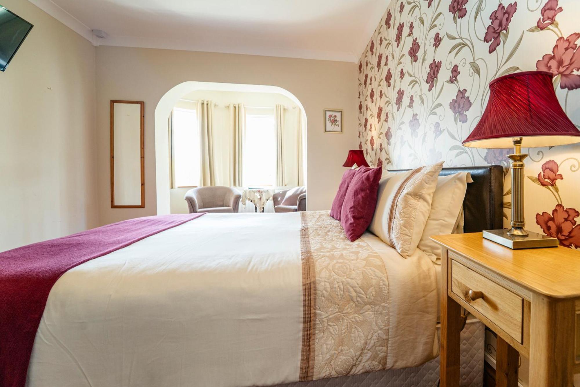 Bertra House B&B Уестпорт Екстериор снимка