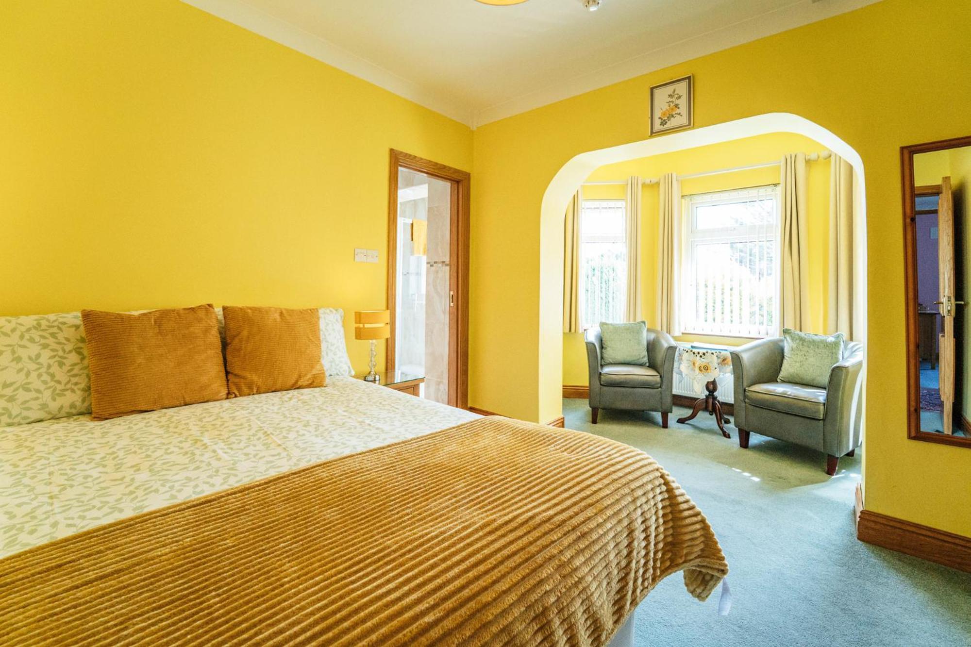 Bertra House B&B Уестпорт Екстериор снимка