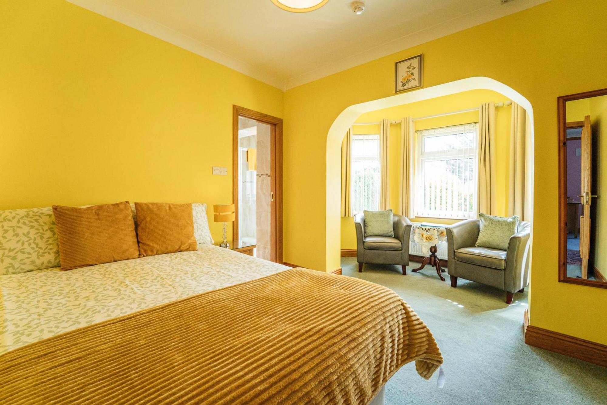 Bertra House B&B Уестпорт Екстериор снимка