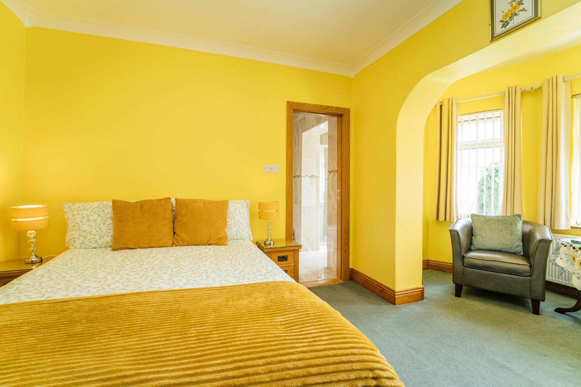 Bertra House B&B Уестпорт Екстериор снимка